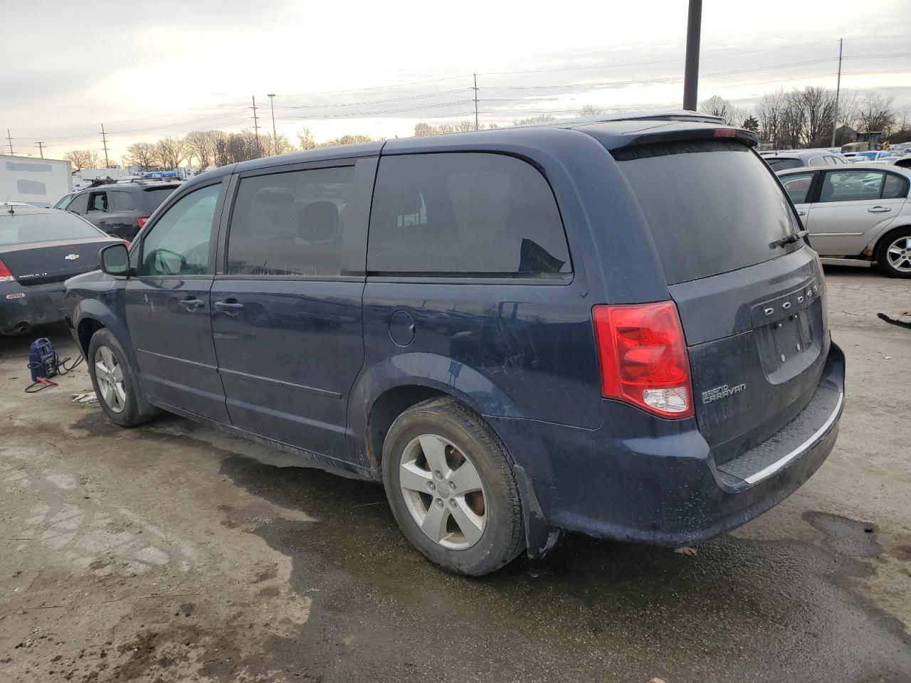 2013 Dodge Caravan VIN 2C4RDGBG0DR617814 Copart auction photo, front end damage thumbnail 2