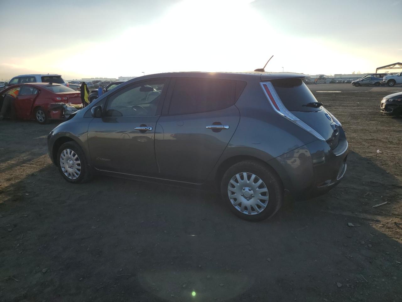 2016 Nissan Leaf VIN 1N4BZ0CP7GC313004 Copart auction photo, front end damage thumbnail 2