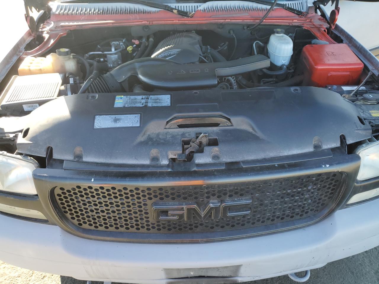 2004 GMC Yukon VIN 1GKEK13T54J209556 Copart auction photo, front end damage thumbnail 12