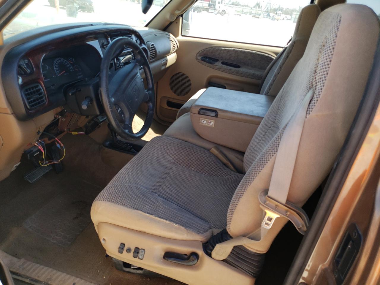 2001 Dodge RAM VIN 3B7KF23611G746473 Copart auction photo, front end / side damage thumbnail 7