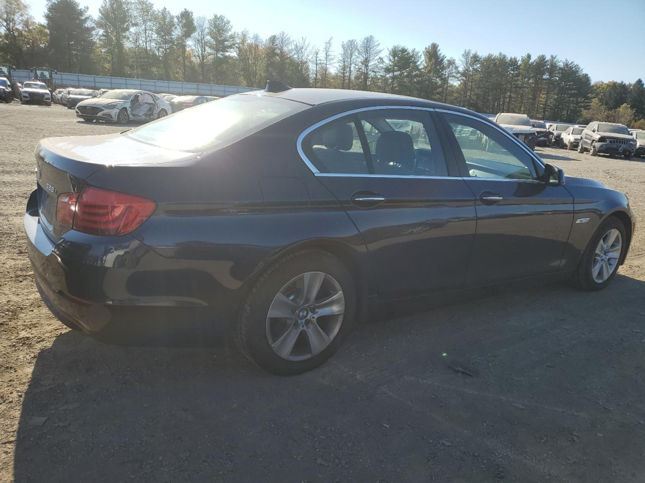 2013 BMW 5er VIN WBAXH5C5XDD109184 Copart auction photo, front end / minor dent/scratches damage thumbnail 3