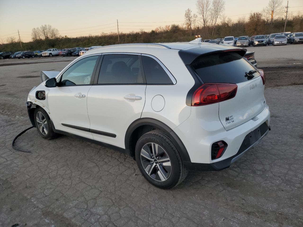 2022 KIA Niro VIN KNDCD3LD3N5540714 Copart auction photo, front end damage thumbnail 2