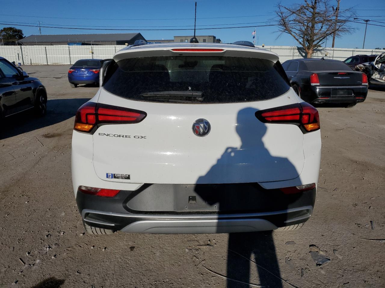 2022 Buick Encore VIN KL4MMDSL8NB070470 Copart auction photo, side damage thumbnail 6