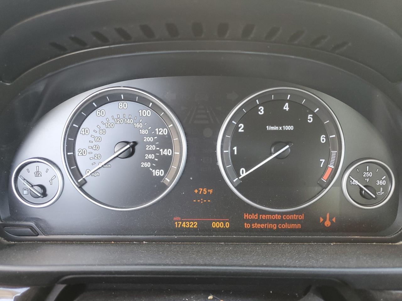 2011 BMW 5er VIN WBAFR7C53BC607427 Copart auction photo, rear end / minor dent/scratches damage thumbnail 9