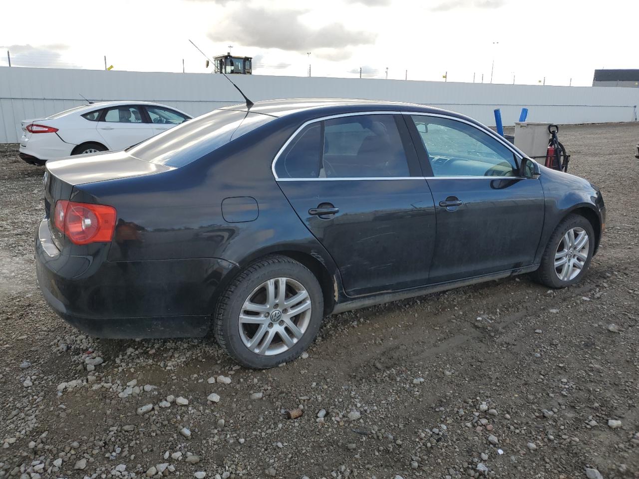 2007 Volkswagen Jetta VIN 3VWDF71K07M045419 Copart auction photo, mechanical / minor dent/scratches damage thumbnail 3