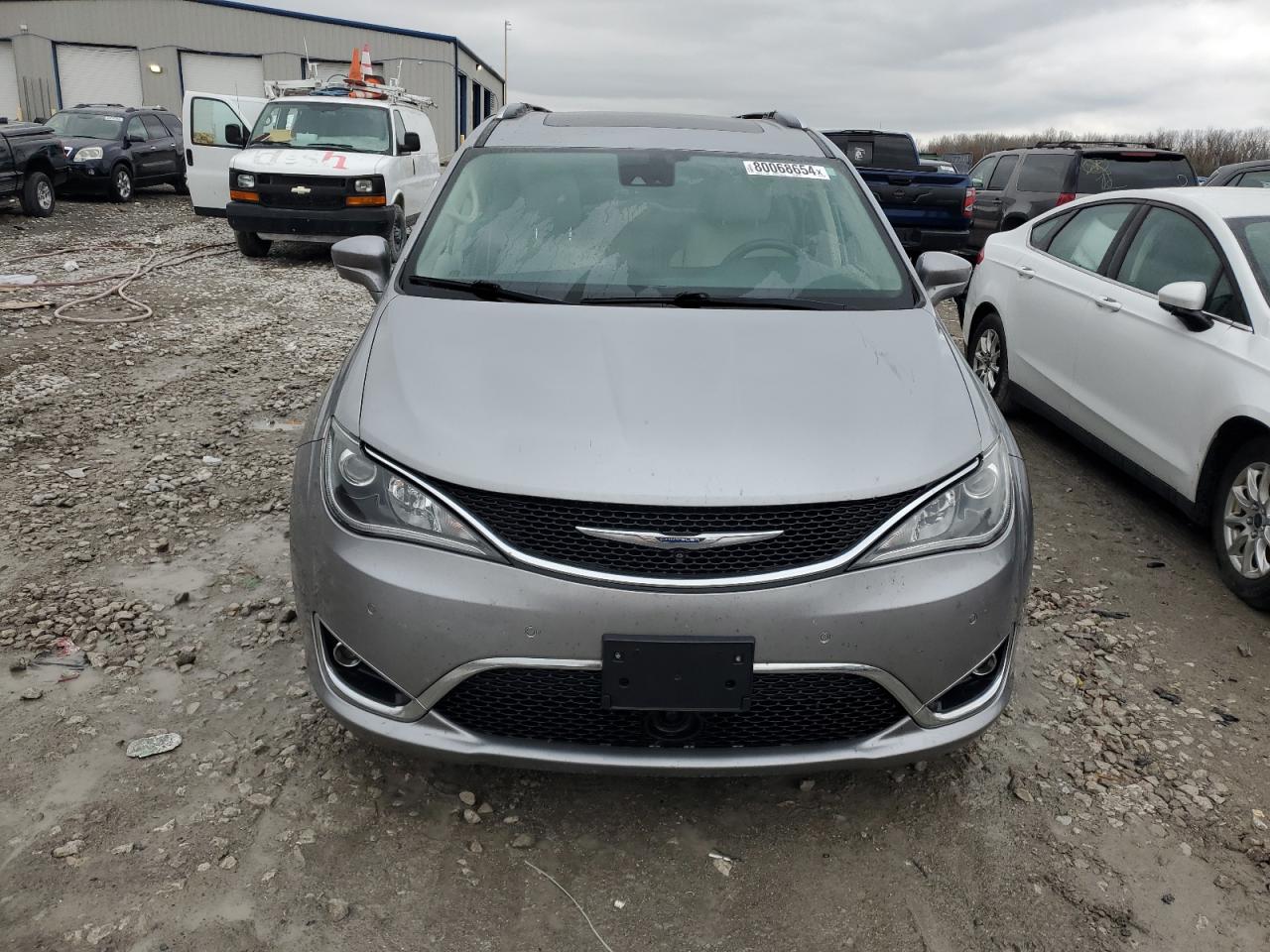 2018 Chrysler Pacifica VIN 2C4RC1EG3JR106444 Copart auction photo, side damage thumbnail 5