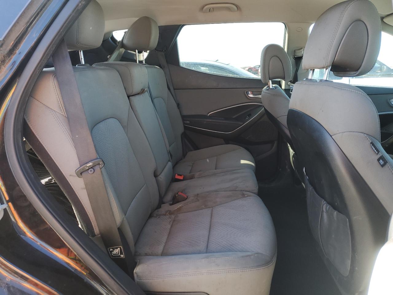 2017 Hyundai Santa Fe VIN 5XYZU3LB7HG384777 Copart auction photo, rear end / minor dent/scratches damage thumbnail 12