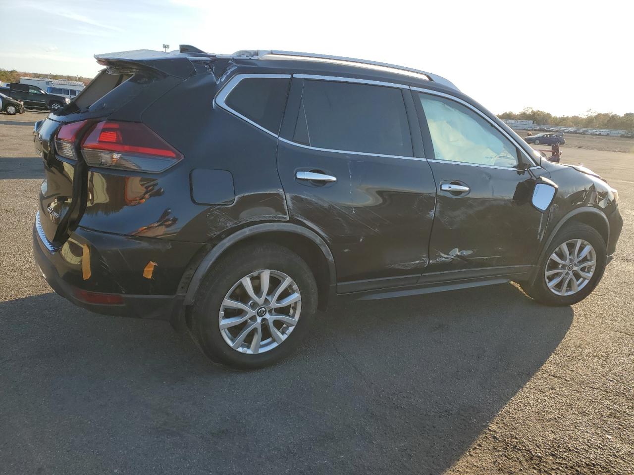 2018 Nissan Rogue VIN KNMAT2MV1JP596354 Copart auction photo, rollover damage thumbnail 3
