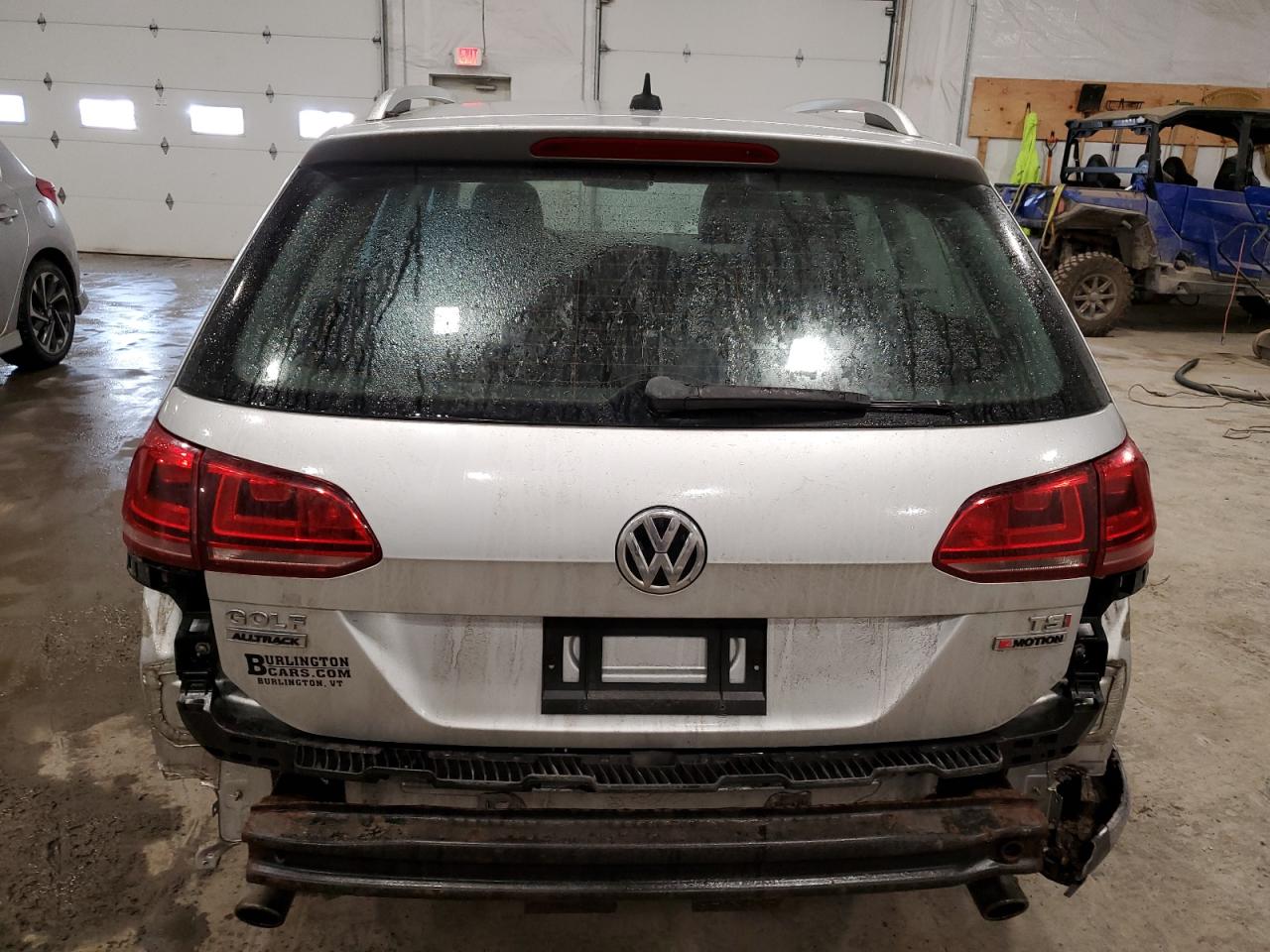 2017 Volkswagen Golf VIN 3VWH17AUXHM516186 Copart auction photo, rear end / side damage thumbnail 6