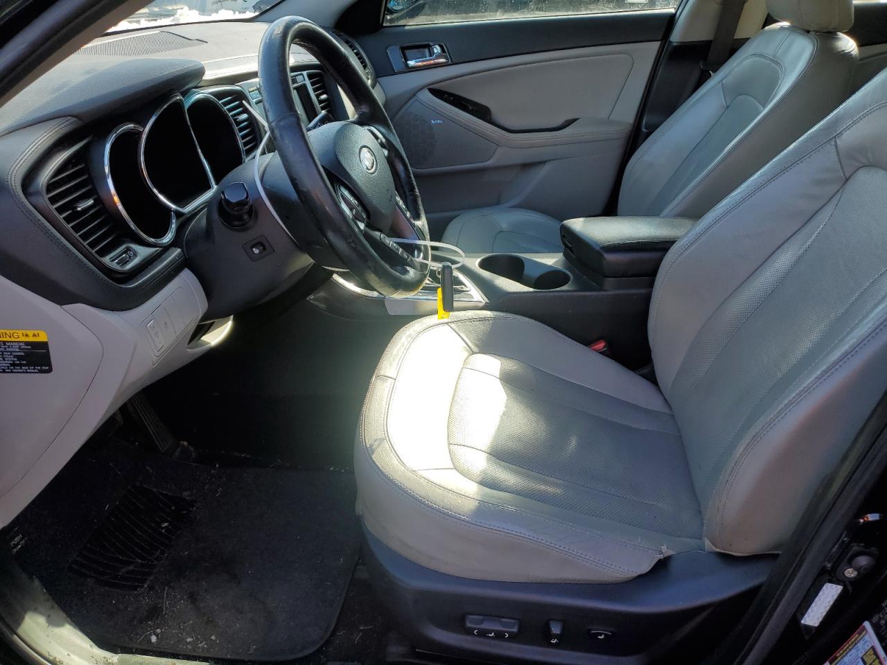 2011 KIA Optima VIN KNAGN4A66B5157495 Copart auction photo, front end / minor dent/scratches damage thumbnail 7