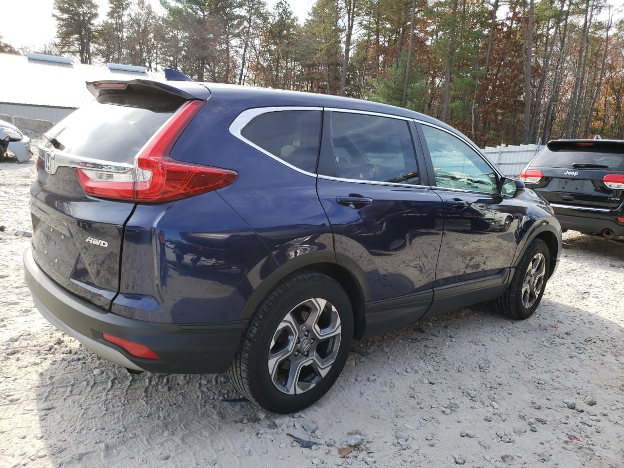 2019 Honda CR-V VIN 2HKRW2H56KH611724 Copart auction photo, front end / minor dent/scratches damage thumbnail 3