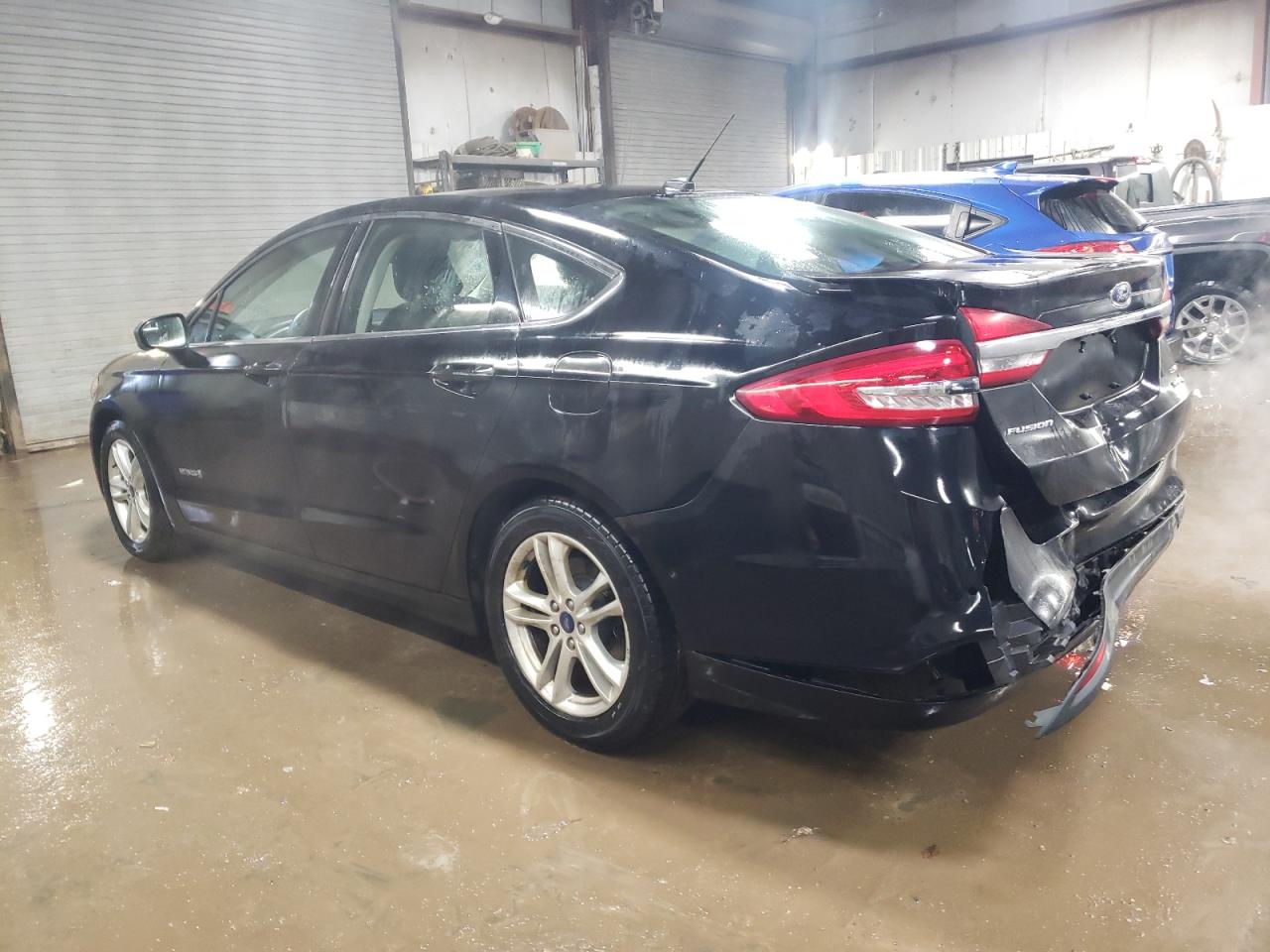 2018 Ford Fusion VIN 3FA6P0LU6JR199860 Copart auction photo, rear end damage thumbnail 2