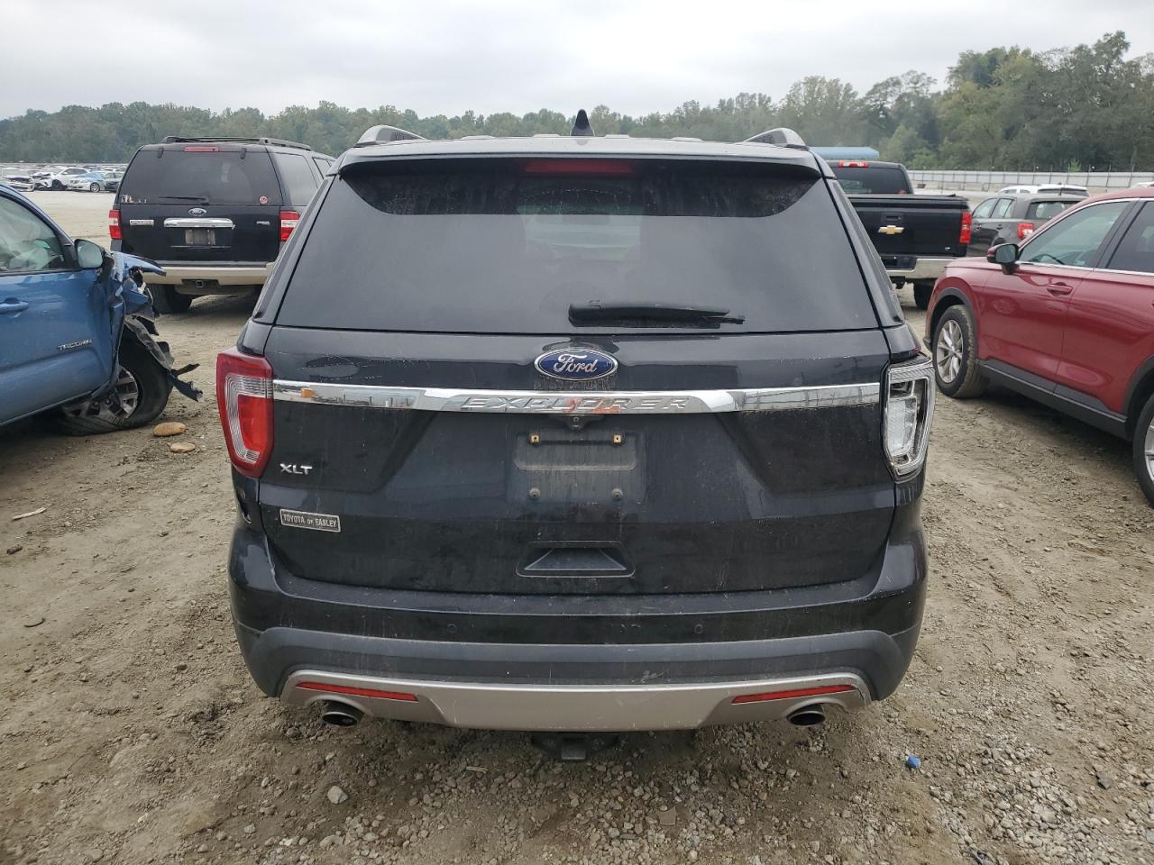 2017 Ford Explorer VIN 1FM5K7D89HGB68517 Copart auction photo, all over damage thumbnail 6