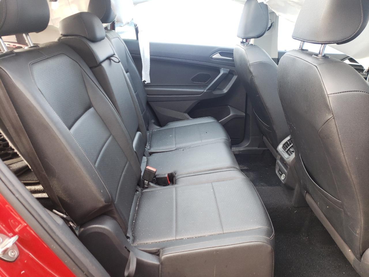 2020 Volkswagen Tiguan VIN 3VV2B7AX6LM042957 Copart auction photo, all over damage thumbnail 11