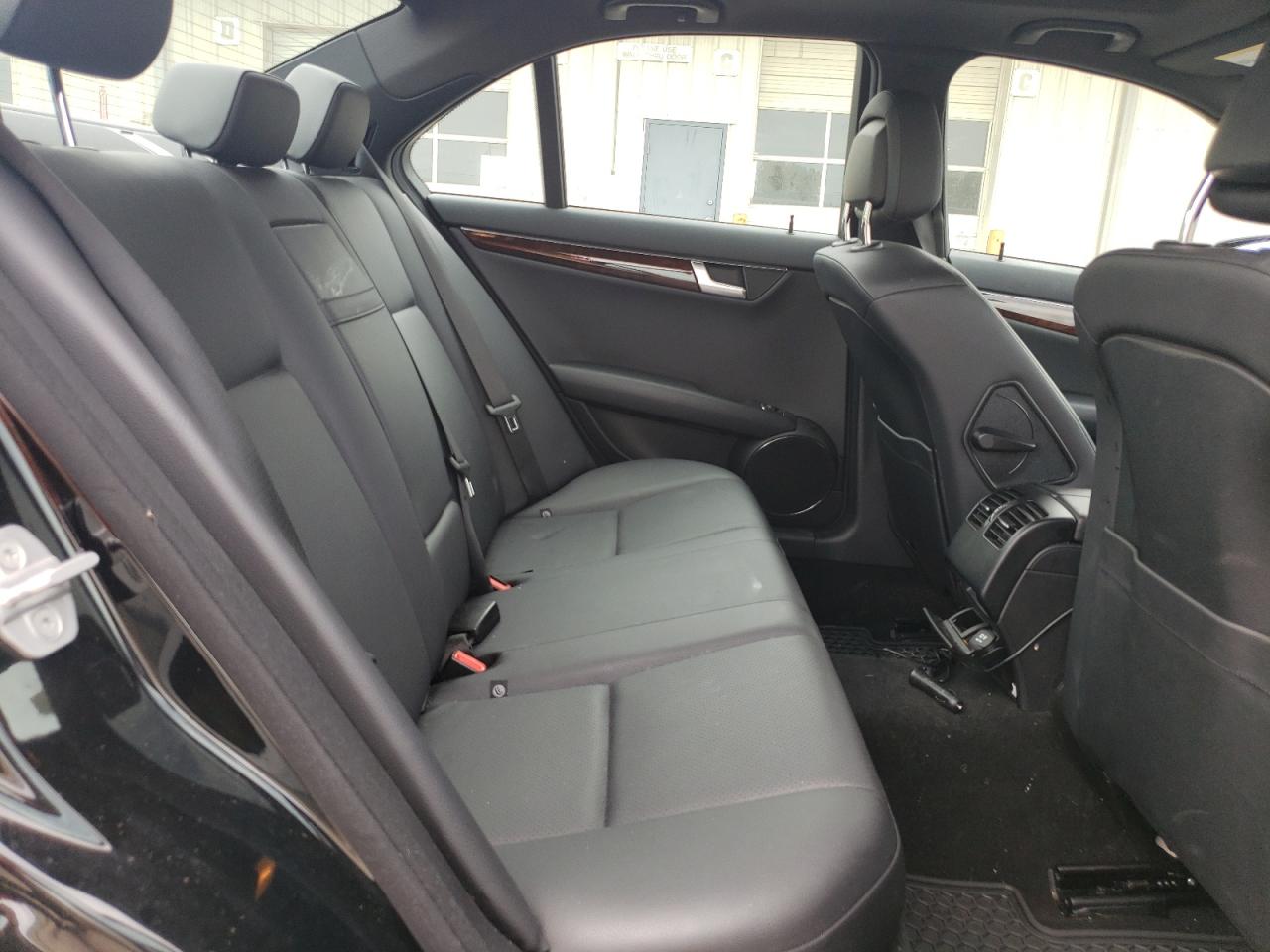 2012 Mercedes-Benz C-klasse VIN WDDGF8BB5CA598018 Copart auction photo, rear end / side damage thumbnail 10