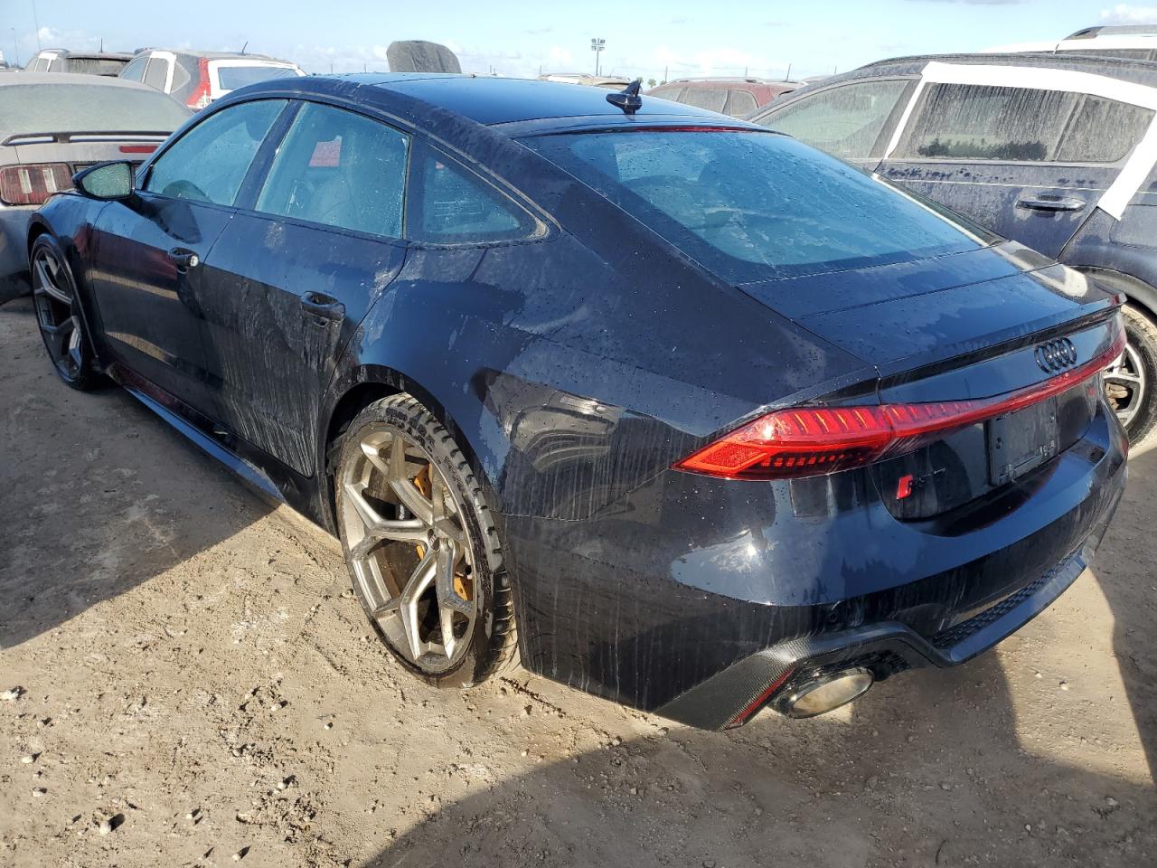 2024 Audi S7 VIN WUAPDBF29RN901331 Copart auction photo, water/flood damage thumbnail 2