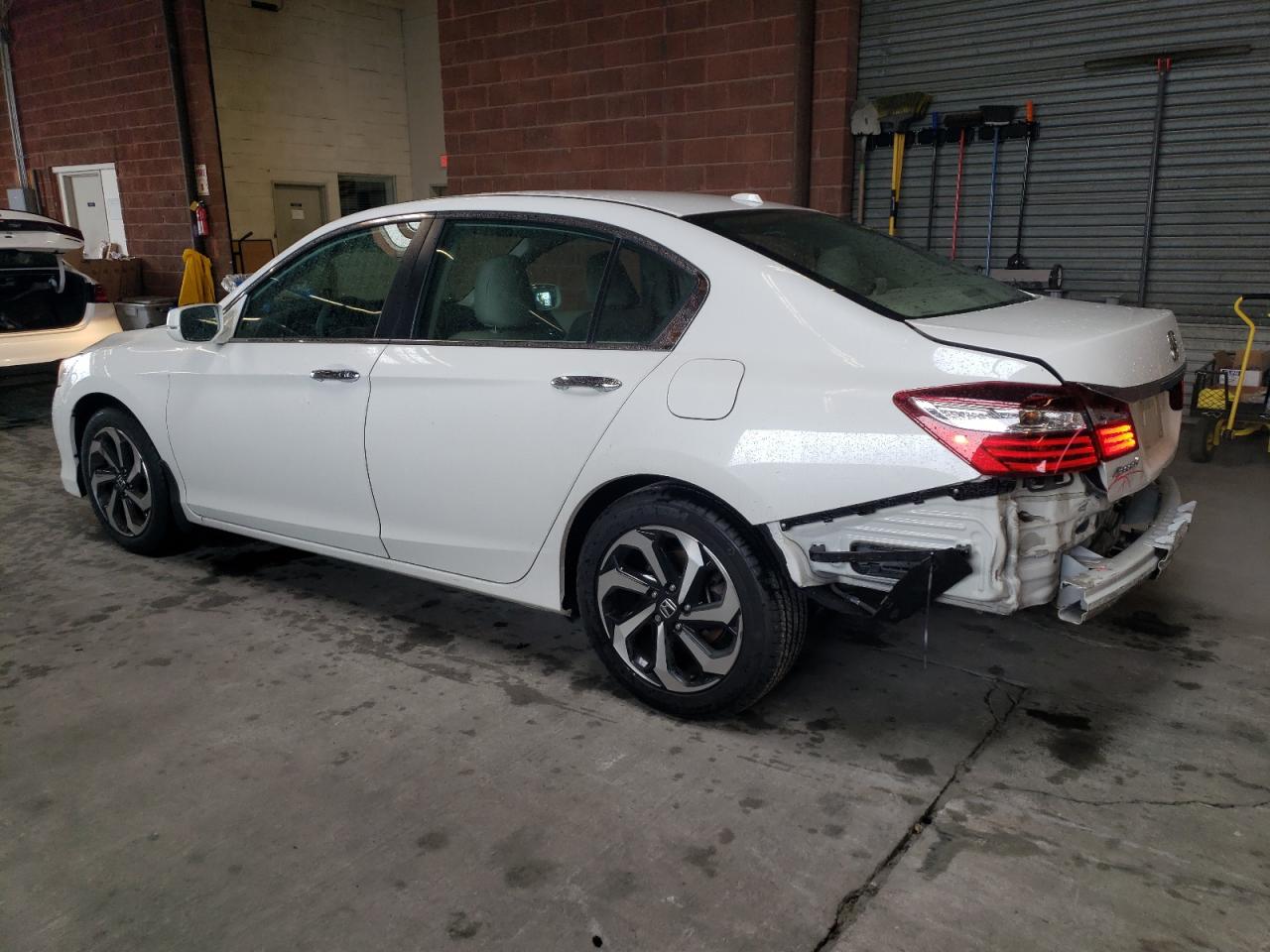 2017 Honda Accord VIN 1HGCR2F79HA031614 Copart auction photo, rear end damage thumbnail 2