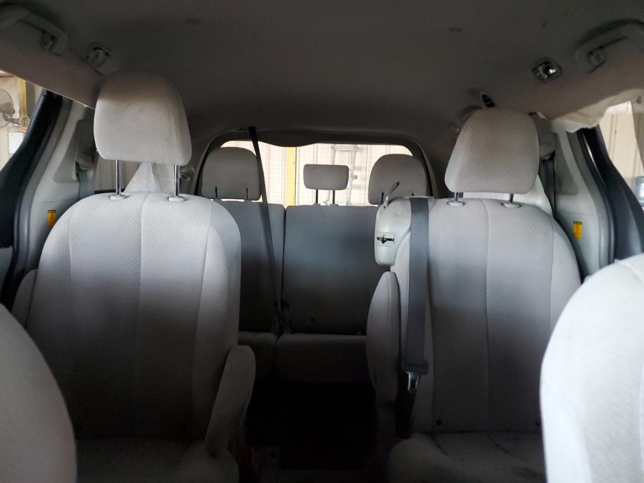 2012 Toyota Sienna VIN 5TDKK3DC6CS223833 Copart auction photo, front end damage thumbnail 10