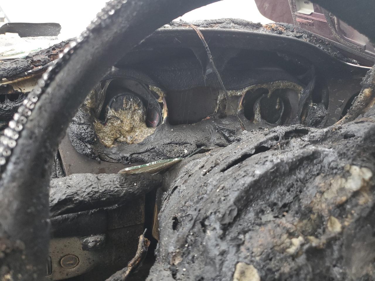 2021 Dodge Challenger VIN 2C3CDZAG0MH571558 Copart auction photo, burn damage thumbnail 9