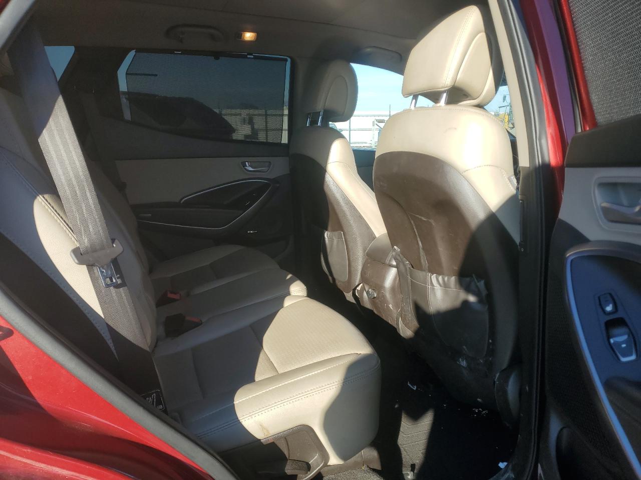 2014 Hyundai Santa Fe VIN 5XYZUDLB5EG207341 Copart auction photo, front end / minor dent/scratches damage thumbnail 11