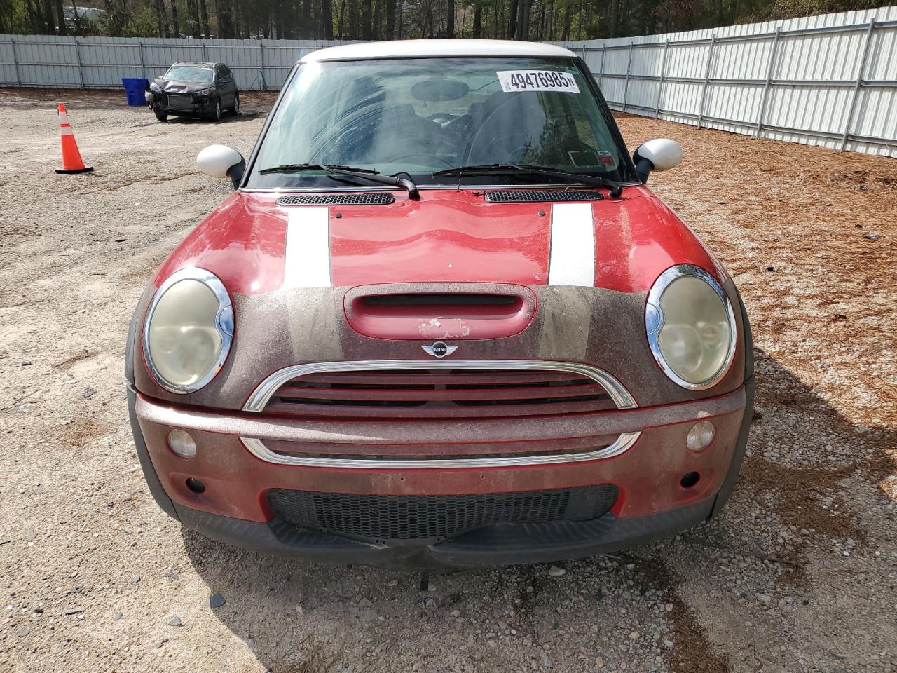 2004 MINI Cooper VIN WMWRE334X4TD76430 Copart auction photo, minor dent/scratches damage thumbnail 5