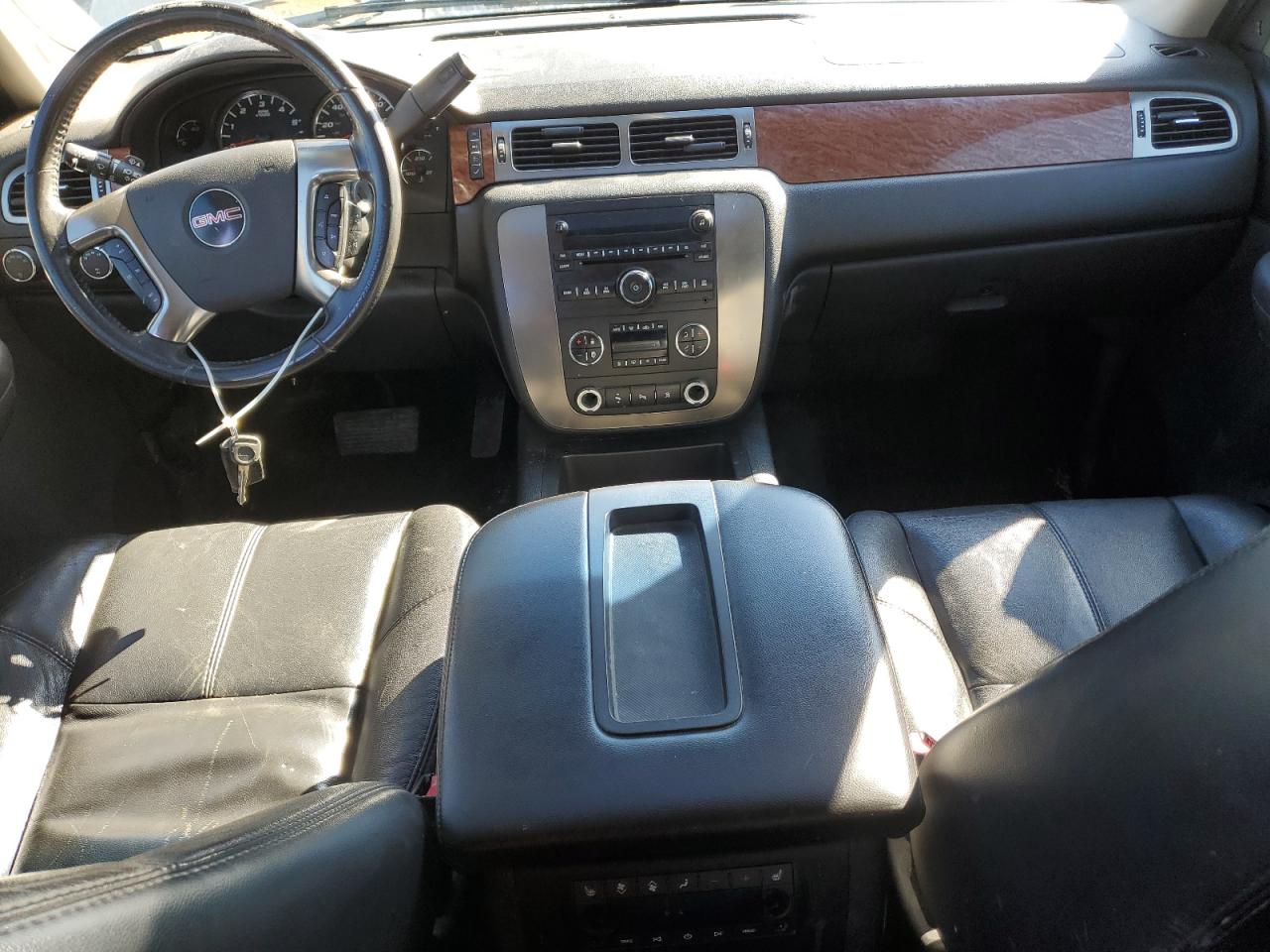 2007 GMC Yukon VIN 1GKFK13037J275005 Copart auction photo, normal wear / minor dent/scratches damage thumbnail 8