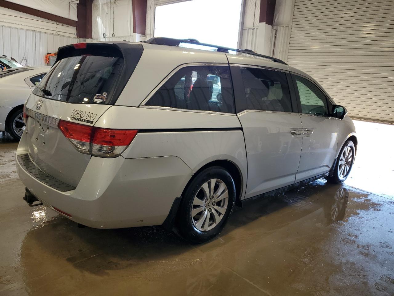 2015 Honda Odyssey VIN 5FNRL5H6XFB091759 Copart auction photo, front end / rear end damage thumbnail 3
