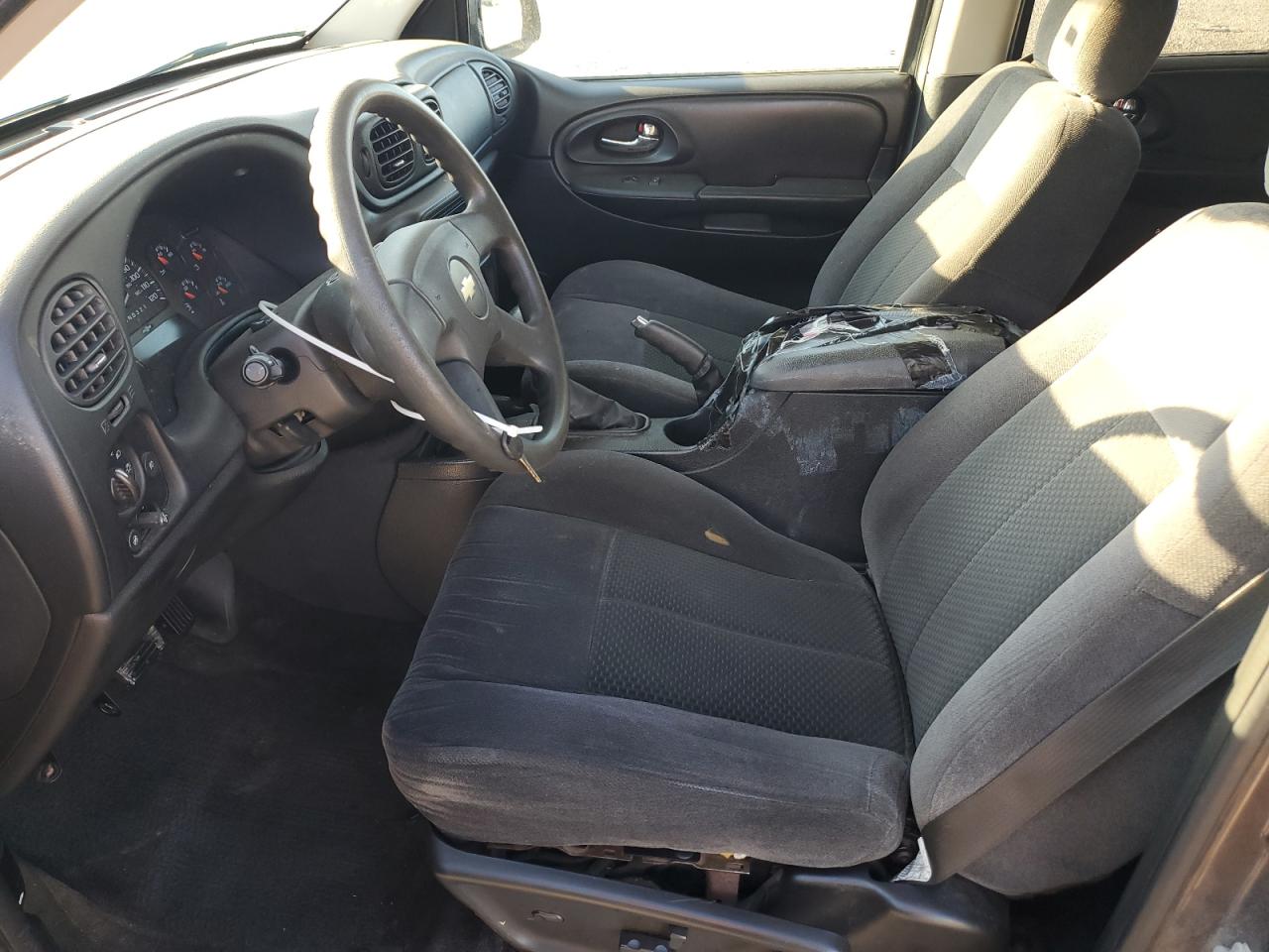 2008 Chevrolet TrailBlazer VIN 1GNDT13S982123587 Copart auction photo, partial repair / mechanical damage thumbnail 7
