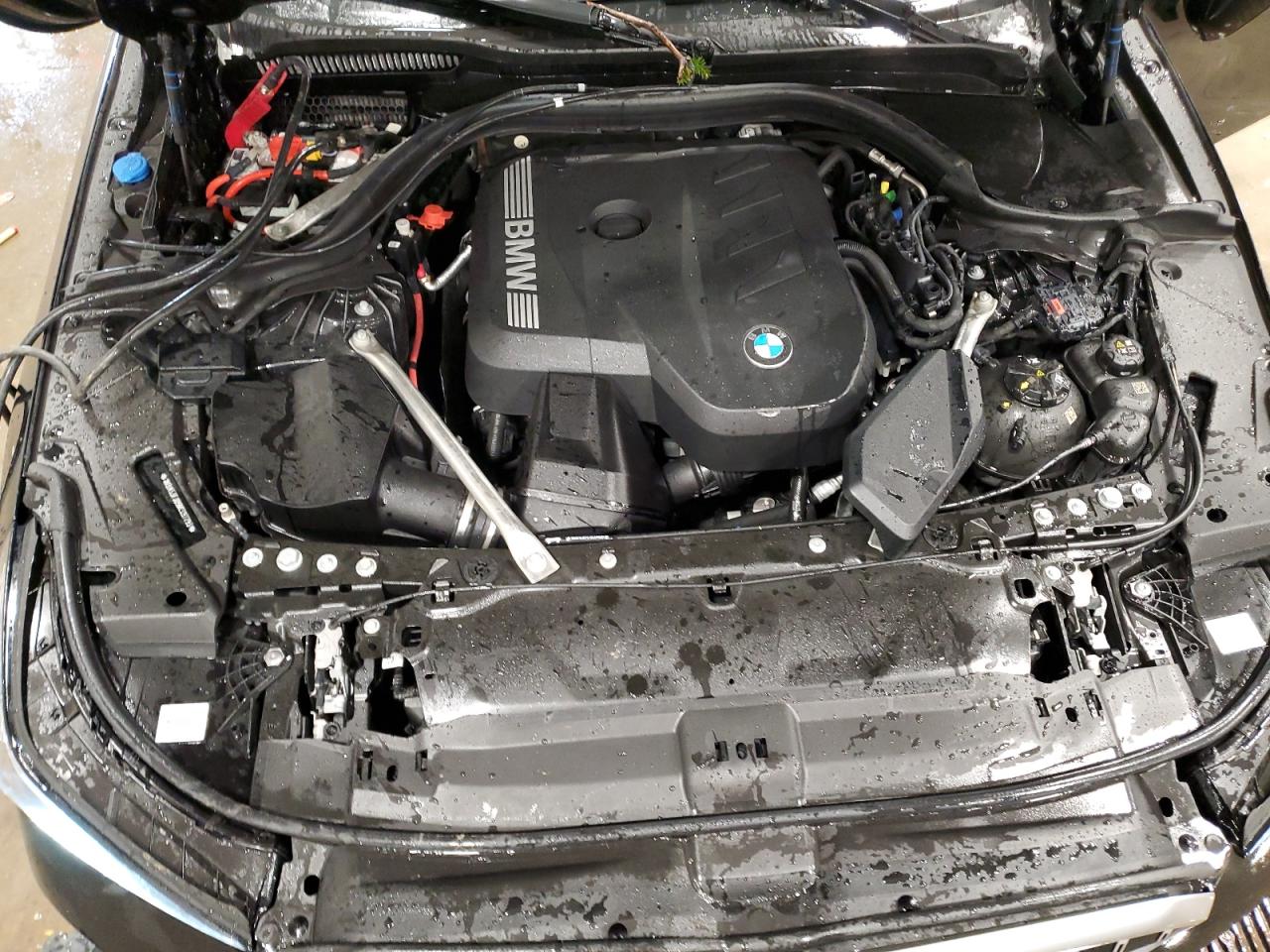 2024 BMW 5er VIN WBA53FJ09RCS97793 Copart auction photo, front end / all over damage thumbnail 11