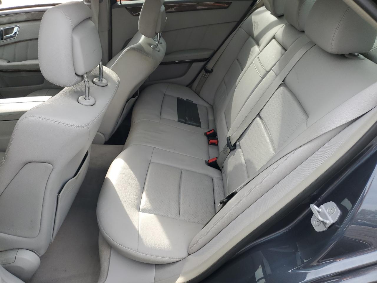 2010 Mercedes-Benz E-klasse VIN WDDHF8HB2AA161649 Copart auction photo, all over / undercarriage damage thumbnail 10