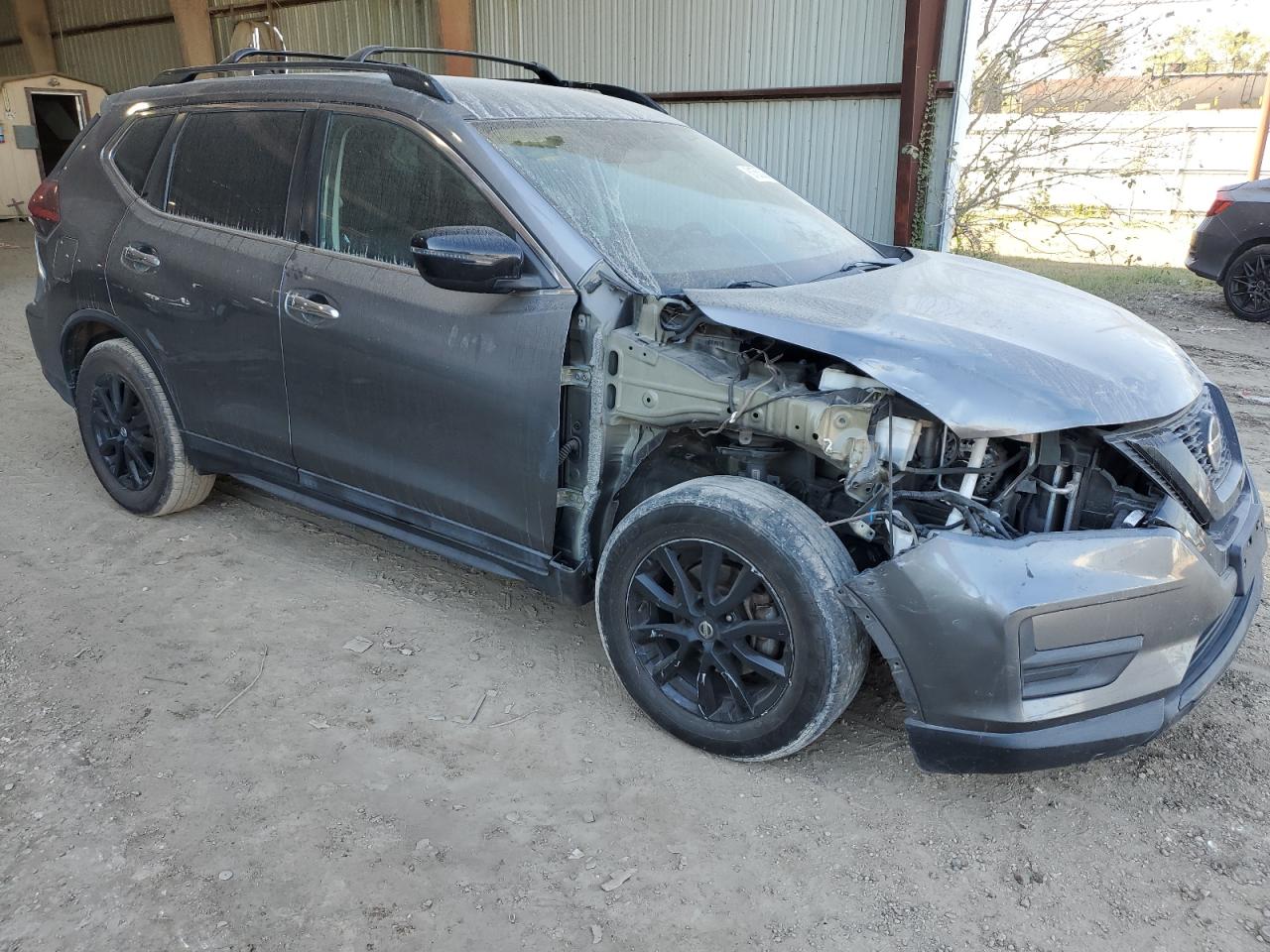 2018 Nissan Rogue VIN 5N1AT2MT8JC724977 Copart auction photo, front end / minor dent/scratches damage thumbnail 4