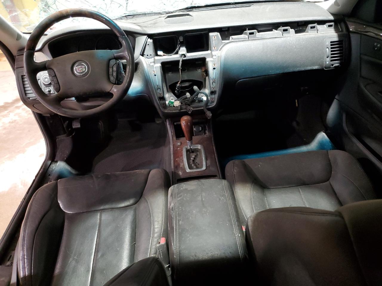 2009 Cadillac DTS VIN 1G6KD57Y19U133509 Copart auction photo, stripped damage thumbnail 8