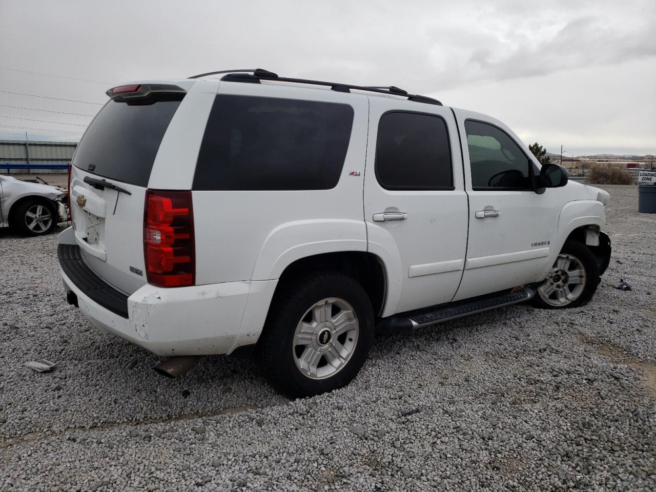 2008 Chevrolet Tahoe VIN 1GNFK13098R120223 Copart auction photo, front end / undercarriage damage thumbnail 3