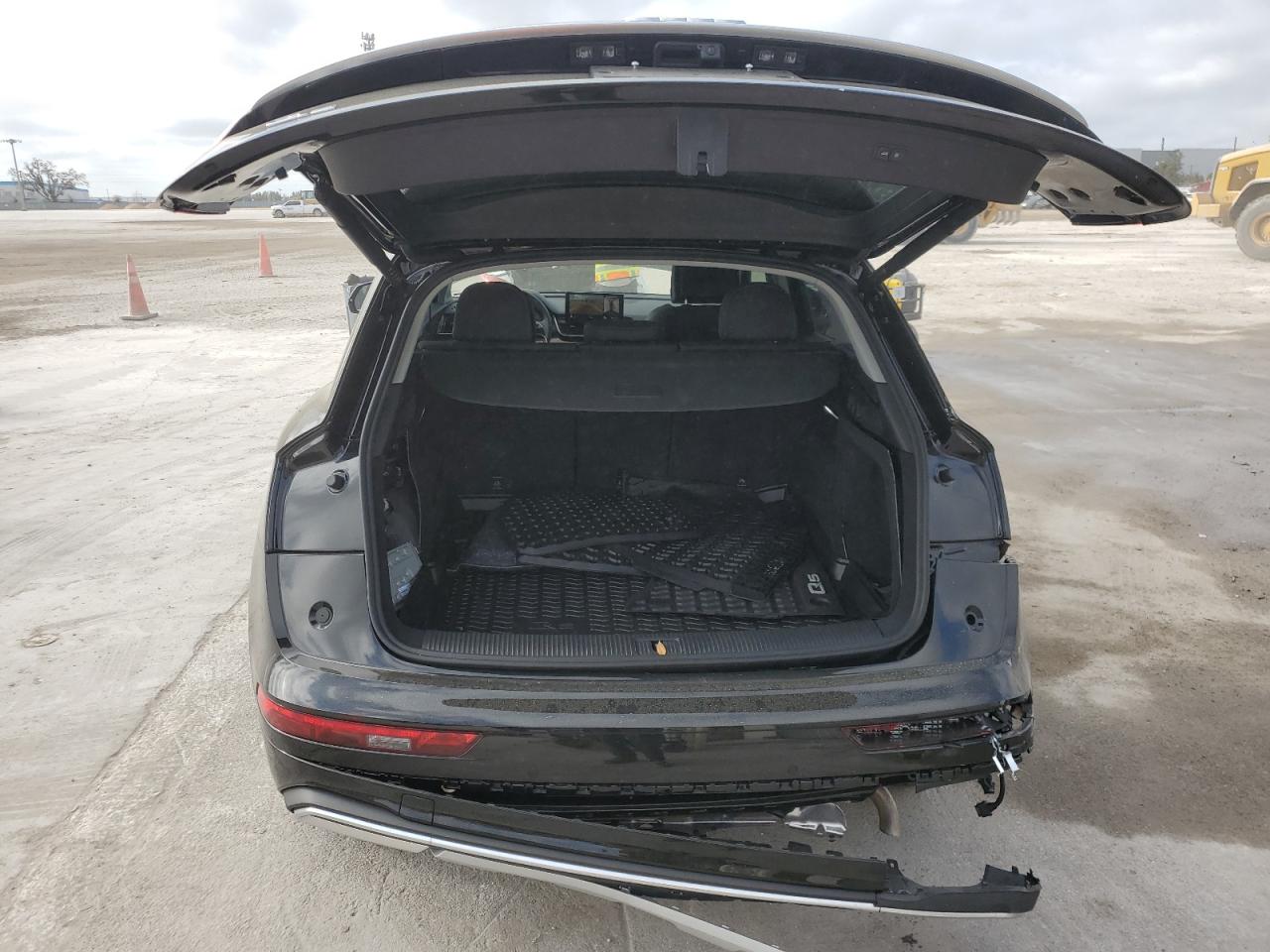 2024 Audi Q5 VIN WA1CBAFY5R2026826 Copart auction photo, rear end damage thumbnail 6