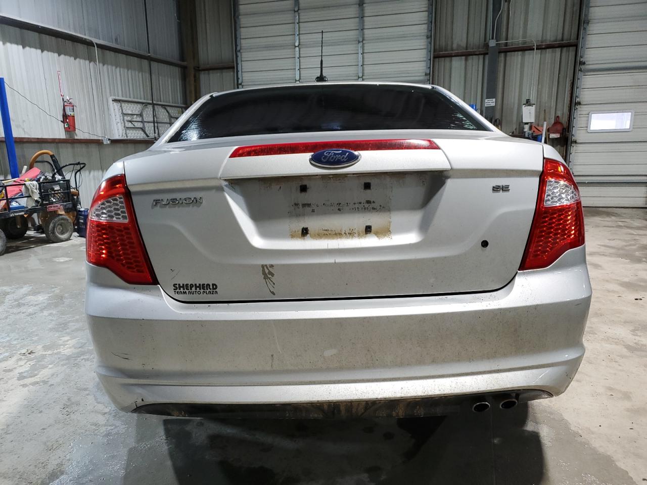 2010 Ford Fusion VIN 3FAHP0HAXAR236626 Copart auction photo, front end / side damage thumbnail 6