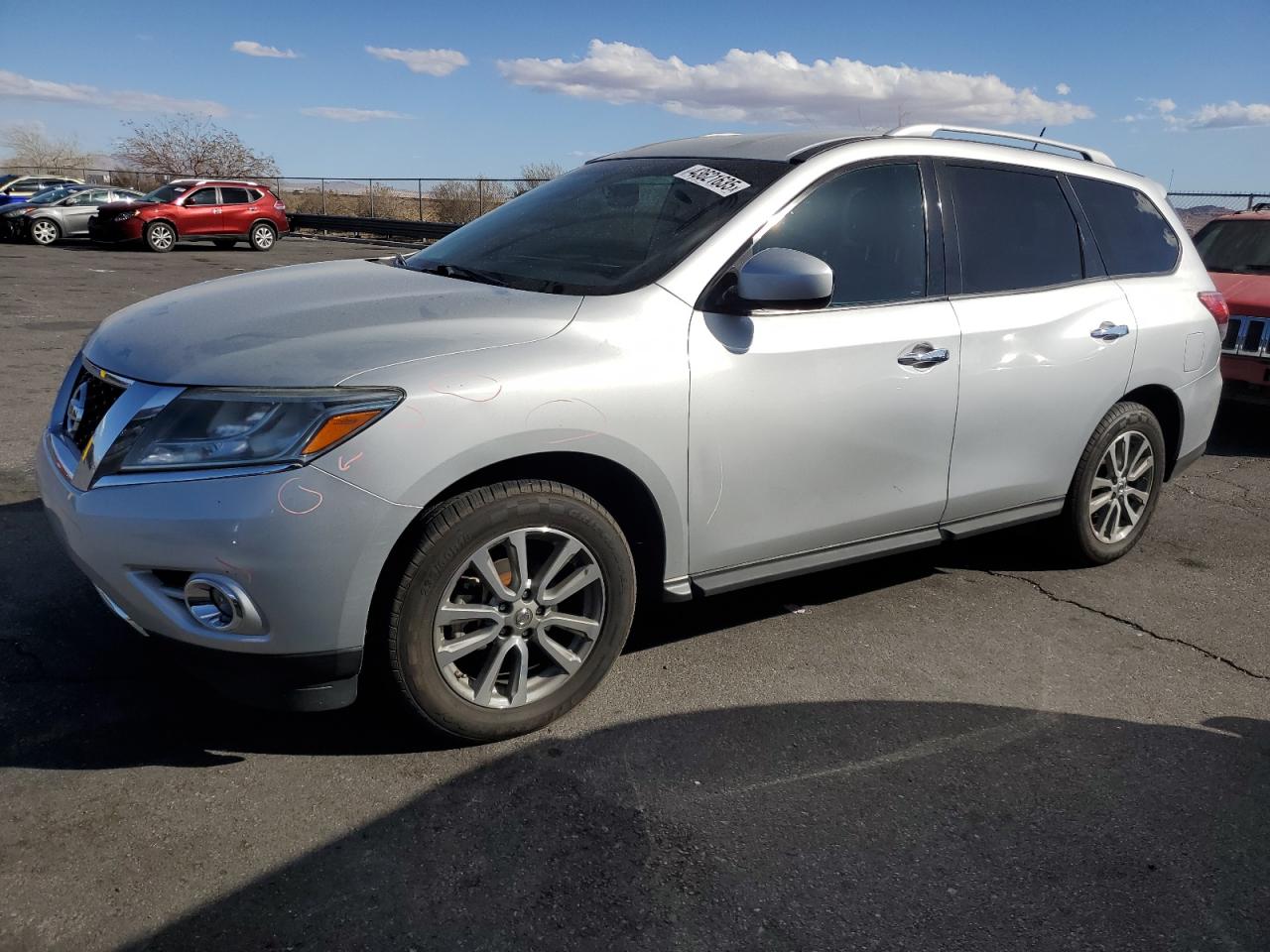 2016 Nissan Pathfinder VIN 5N1AR2MN9GC642555