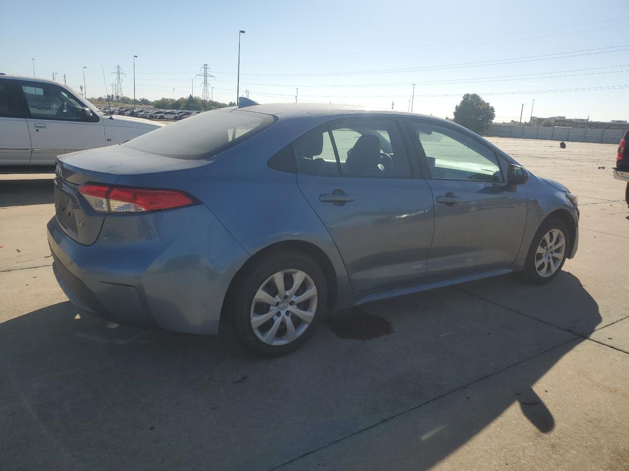 2022 Toyota Corolla VIN 5YFEPMAEXNP341552 Copart auction photo, hail / minor dent/scratches damage thumbnail 3
