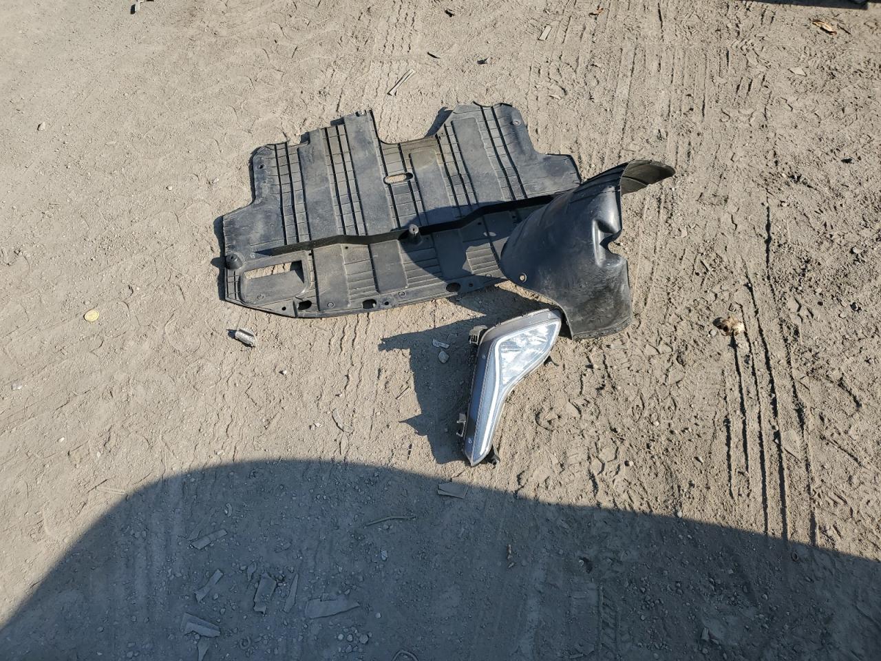 2014 Hyundai Elantra VIN KMHDH4AE1EU122597 Copart auction photo, vandalism / front end damage thumbnail 12