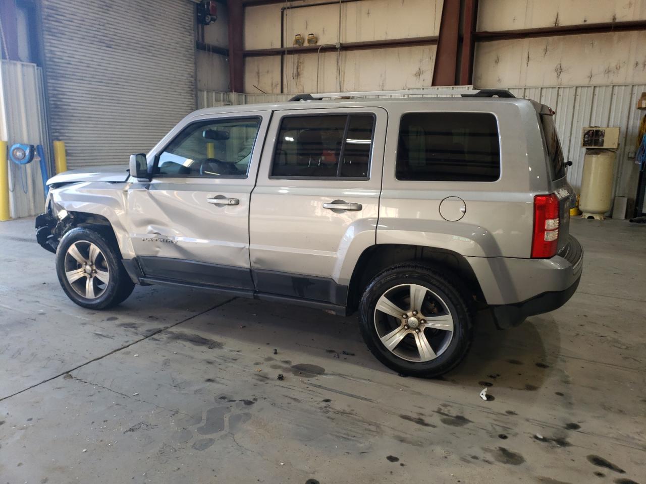2016 Jeep Liberty (Patriot) VIN 1C4NJRFB8GD808969 Copart auction photo, front end / side damage thumbnail 2