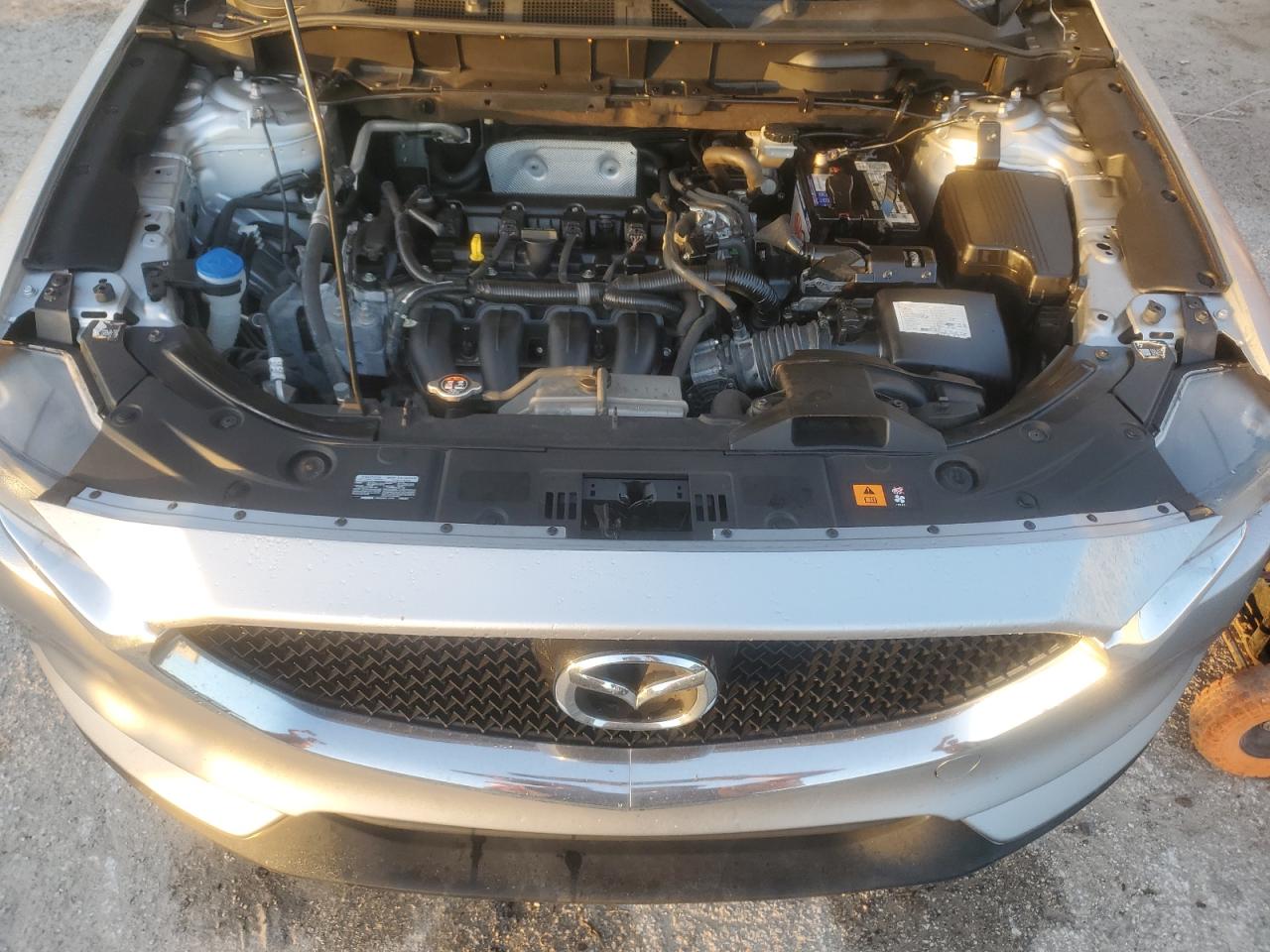 2017 Mazda CX-5 VIN JM3KFACL4H0124794 Copart auction photo, water/flood / minor dent/scratches damage thumbnail 12