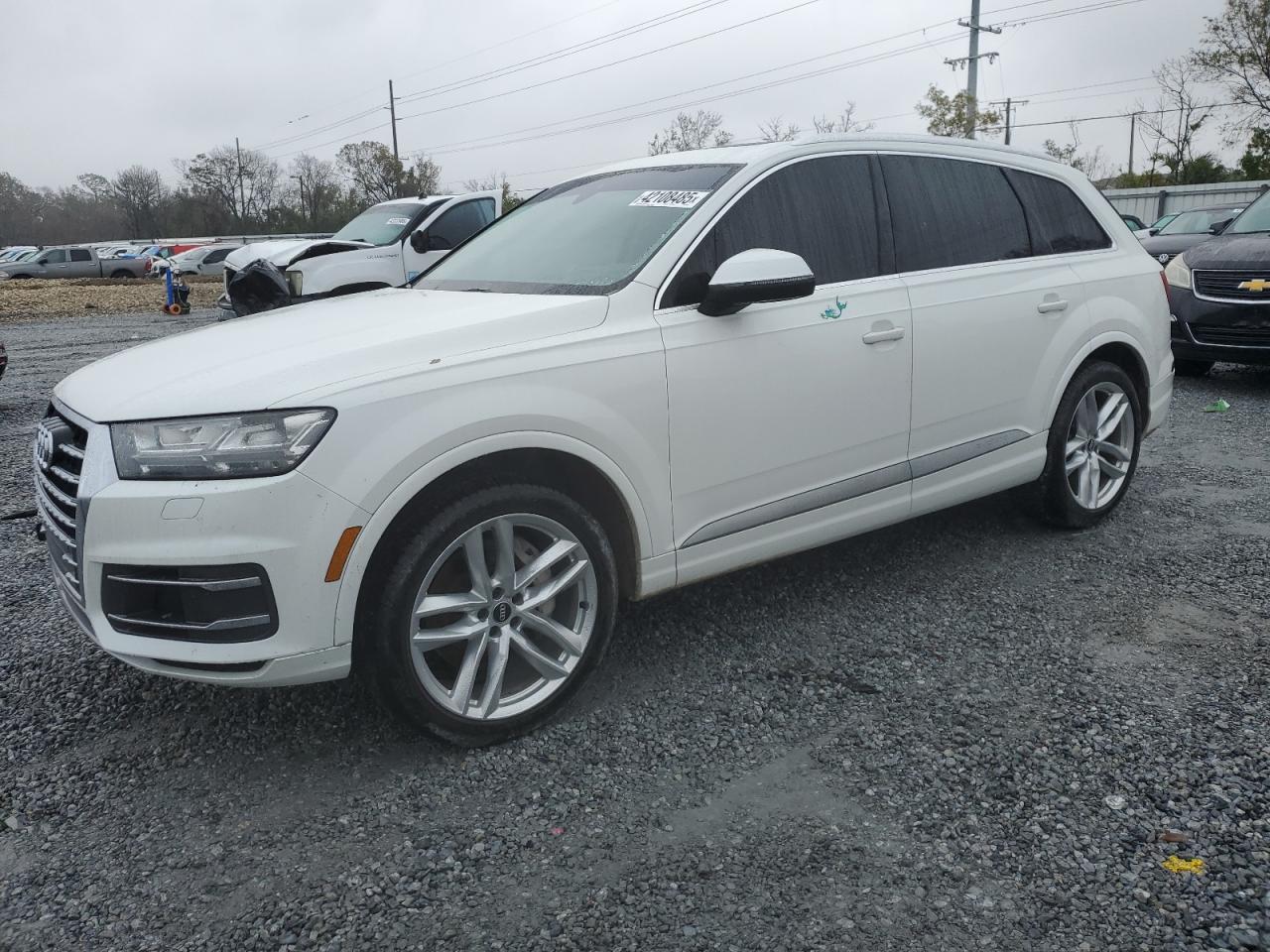 2017 Audi Q7 VIN WA1VAAF78HD028169