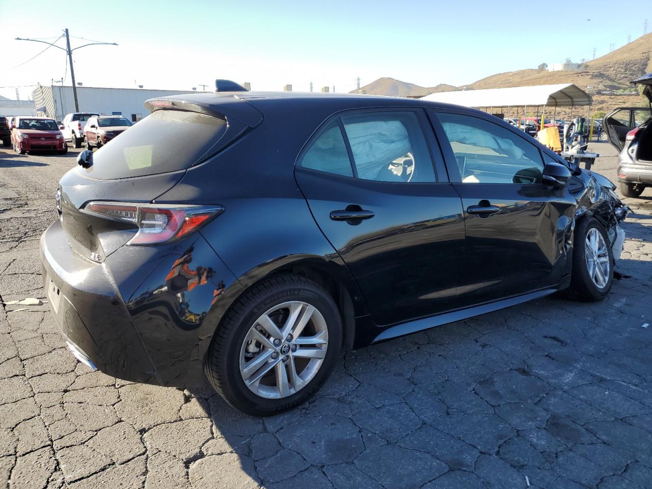 2019 Toyota Corolla VIN JTNK4RBE1K3062305 Copart auction photo, front end / side damage thumbnail 3