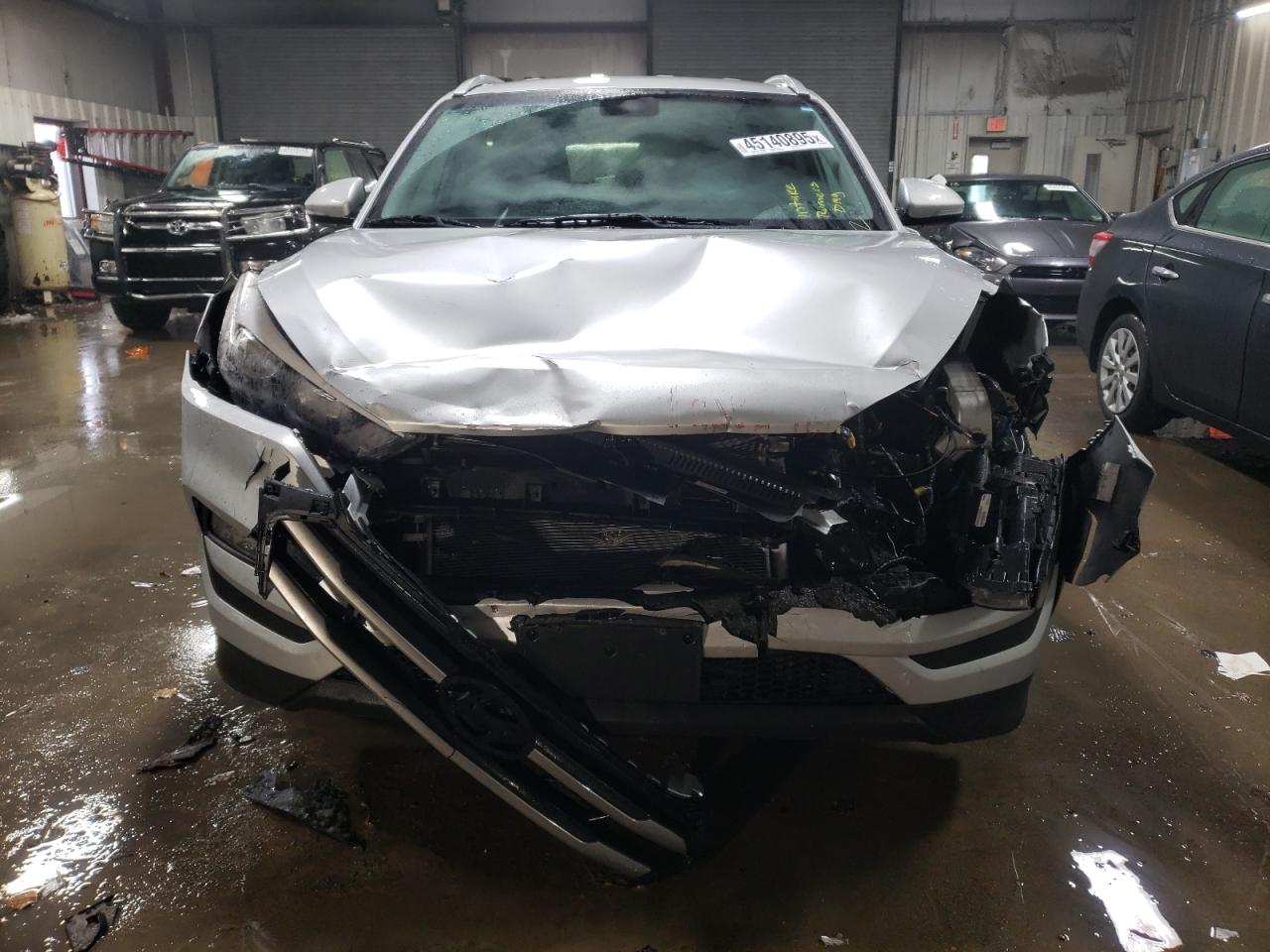 2018 Hyundai Tucson VIN KM8J3CA43JU812218 Copart auction photo, front end damage thumbnail 5