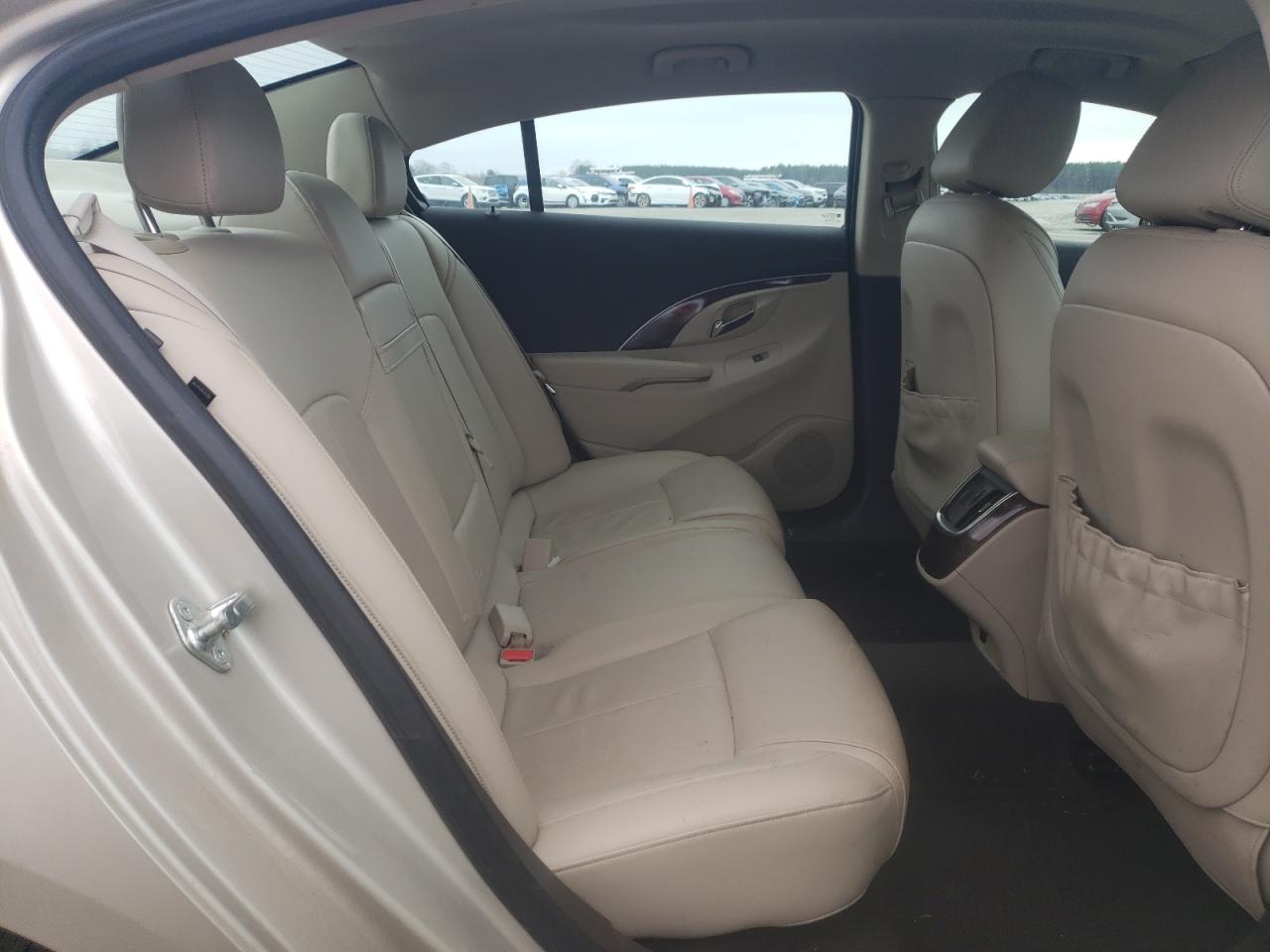 2016 Buick LaCrosse VIN 1G4GB5G37GF147036 Copart auction photo, front end / minor dent/scratches damage thumbnail 10