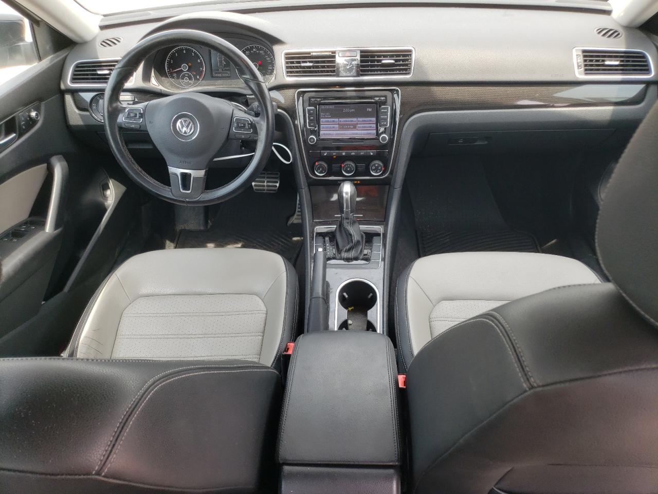 2015 Volkswagen Passat VIN 1VWBS7A3XFC086281 Copart auction photo, hail damage thumbnail 8
