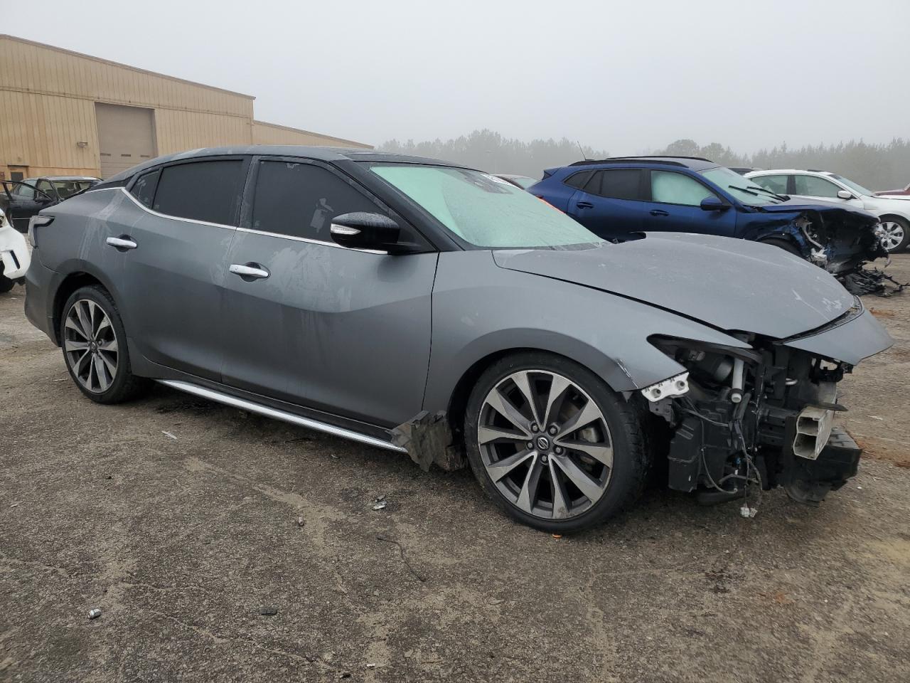 2017 Nissan Maxima VIN 1N4AA6AP6HC420894 Copart auction photo, front end / side damage thumbnail 4