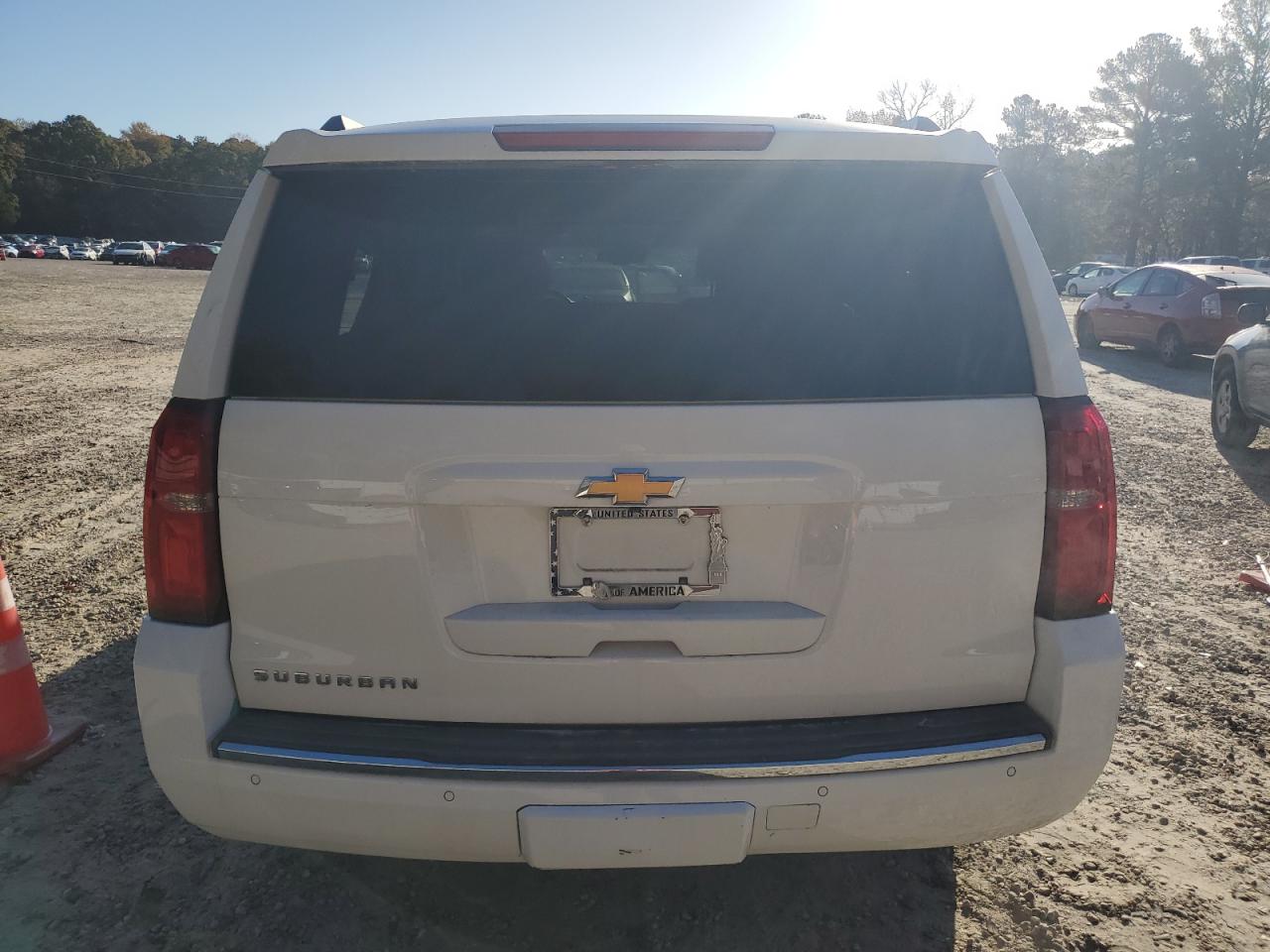 2015 Chevrolet Suburban VIN 1GNSKKKC1FR709845 Copart auction photo, side damage thumbnail 6