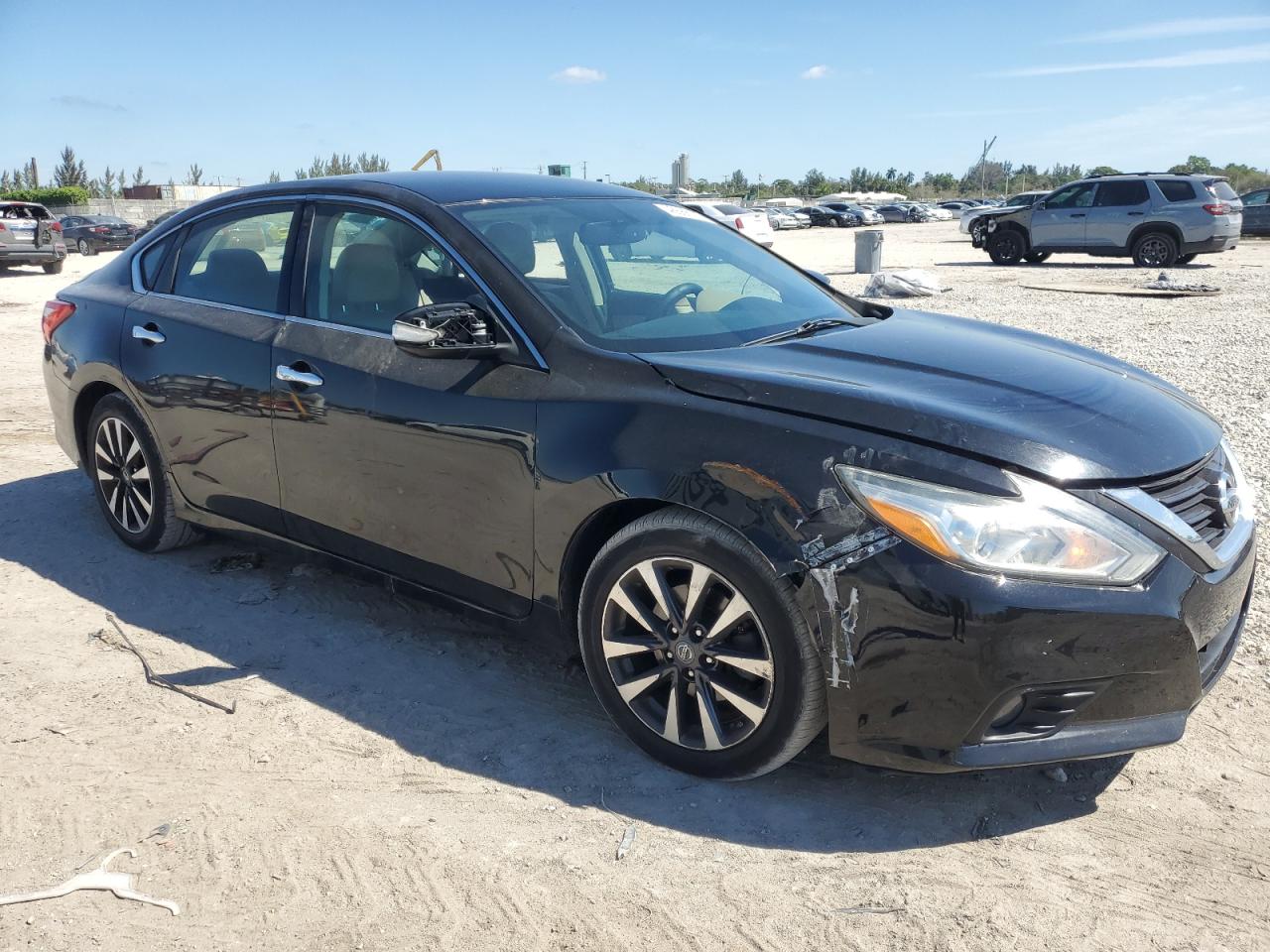 2017 Nissan Altima VIN 1N4AL3AP8HC155498 Copart auction photo, side / all over damage thumbnail 4
