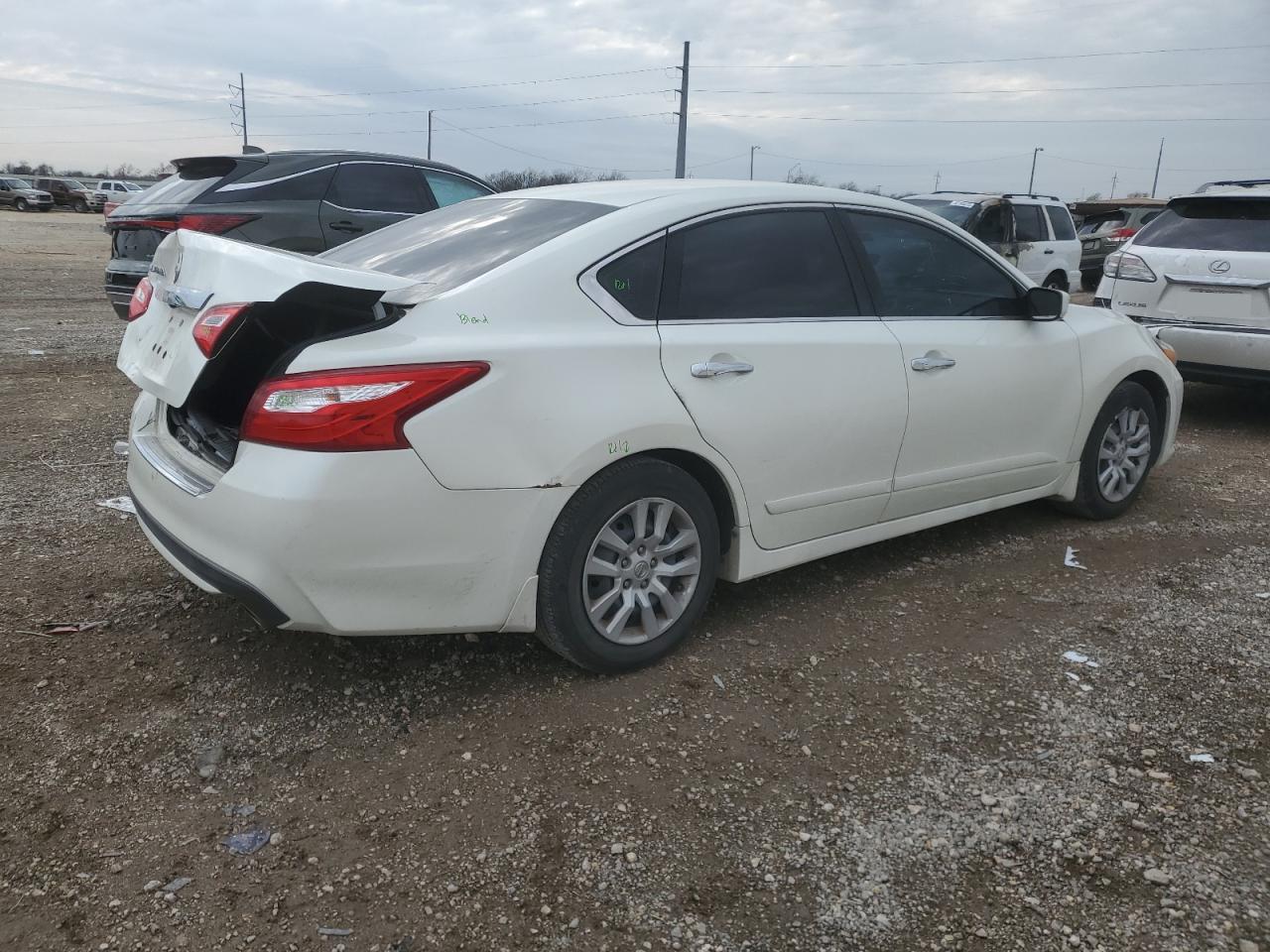2017 Nissan Altima VIN 1N4AL3AP2HC209989 Copart auction photo, rear end / side damage thumbnail 3