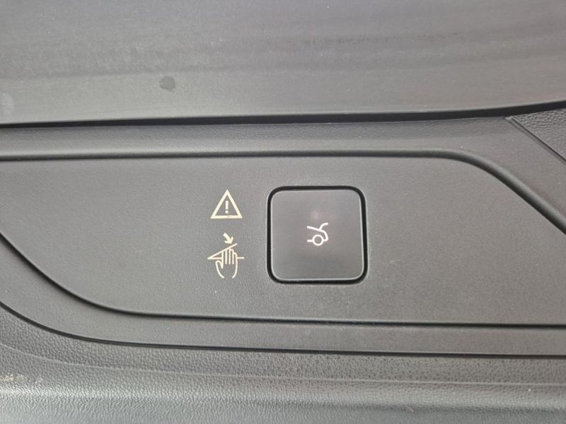 2014 Citroen C4 picasso VIN VF73AAHXTFJ508000 Encar auction photo thumbnail 16